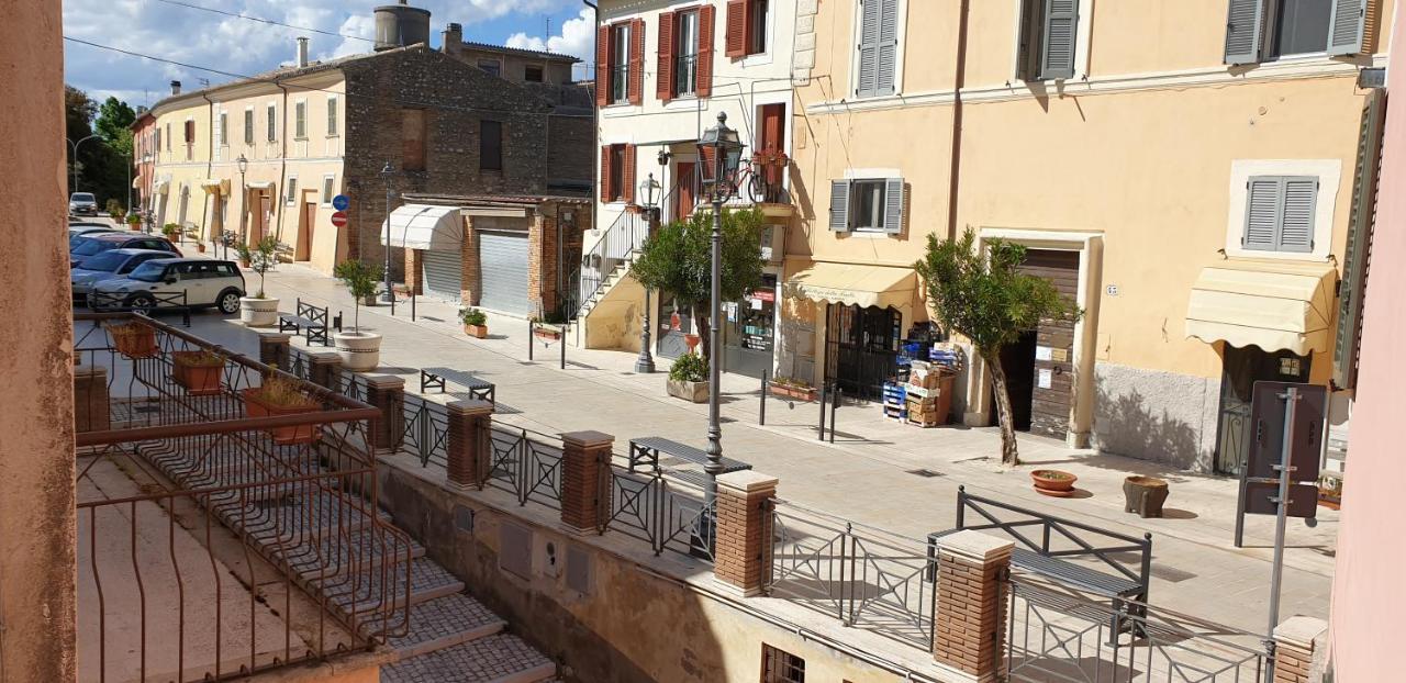 La Piazza Apartment Cantalupo in Sabina Bagian luar foto