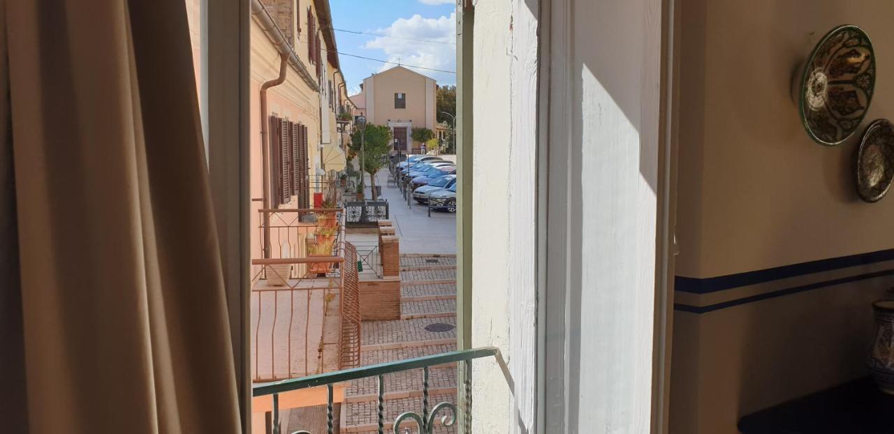 La Piazza Apartment Cantalupo in Sabina Bagian luar foto
